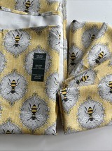 The Farmhouse  by Rachel Ashwell Oblong Bee Table Cloth 60x104  And 4 Na... - $548.01 MXN