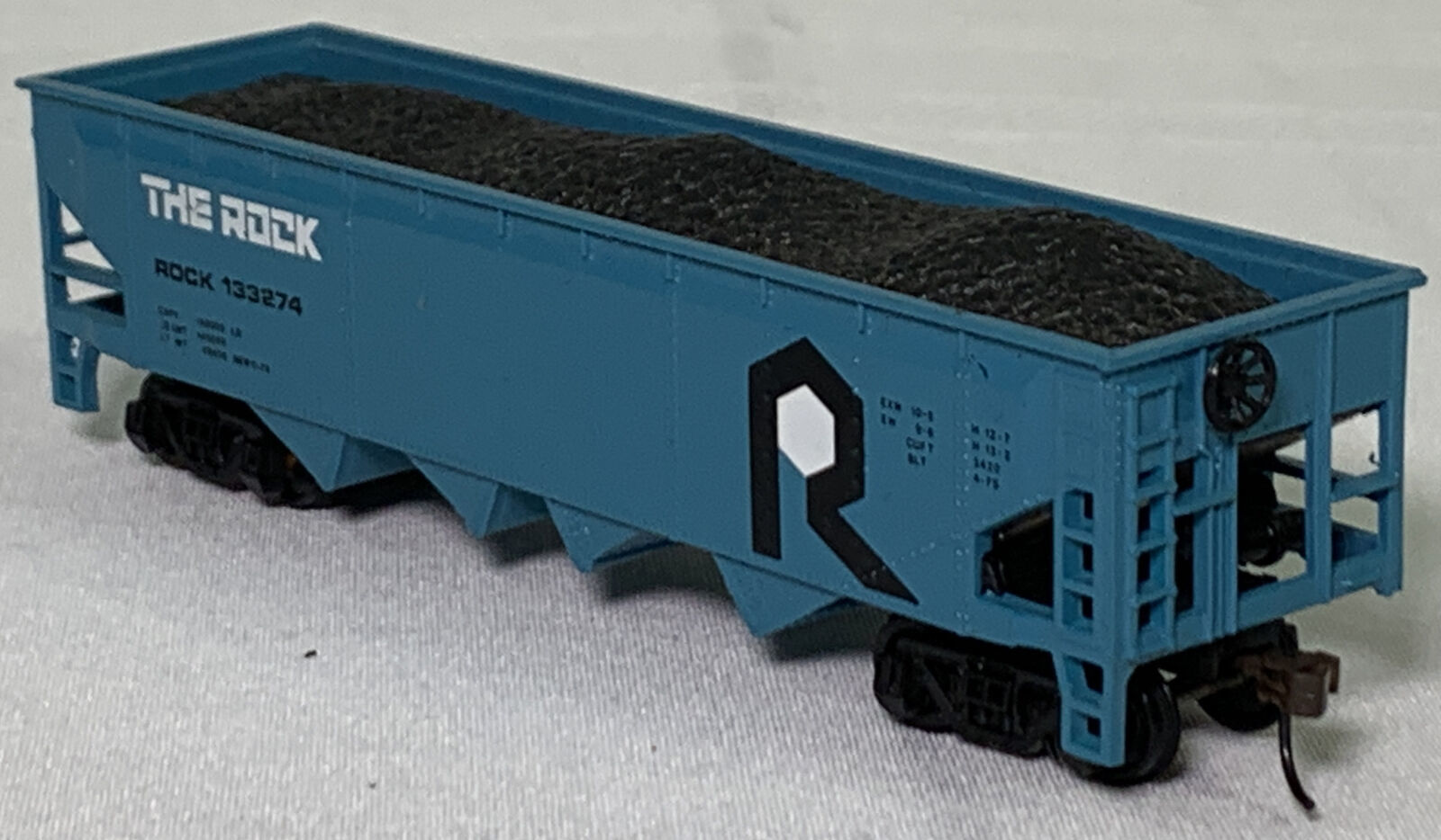 HO SCALE THE ROCK 4 BAY OPEN HOPPER ROCK 133274, EXCELLENT CONDITION  5-... - $7.80