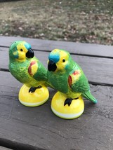 Tropical Colored Lovebirds Set Salt Pepper Shakers Display Only Parrots ... - $12.82