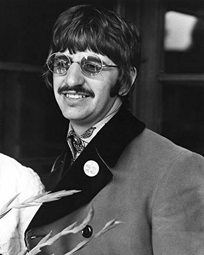 Ringo Starr smiling pose outside Queen Charlotte's Hospital London 1967 16x20 Ca - $69.99