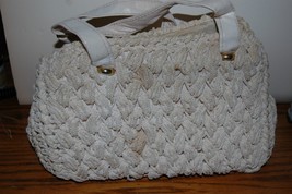 Funky Vintage White Purse Middle Clasp Woven Design Movie Prop Set Grungy - £7.20 GBP