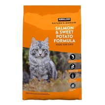 Kirkland Signature Nature&#39;s Domain Cat Food 18 lbs - £38.15 GBP