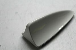 2006-2008 BMW 750i 750Li E66 EXTERIOR ROOF SHARK FIN ANTENNA COVER P8480 image 8
