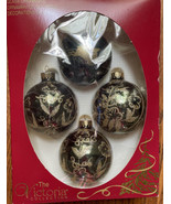 Vintage Box Of 4 Victoria Collection Glass Christmas Ornaments Green Gli... - £12.43 GBP