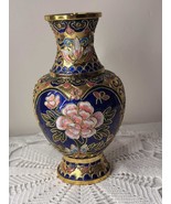 cloisonné enamel blue pink flowers gold  small vase - $406.55 MXN