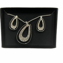 Avon Set the Tone Necklace and Earring Gift Set Black Silver - £11.37 GBP