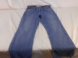 Express Precision Fit Boot Cut Women's 30 x 30 Jeans 6418 - $10.57