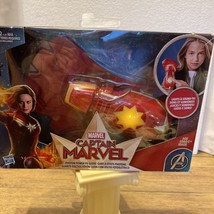 Captain Marvel Photon Power FX Glove w/Lights &amp; Sounds Hasbro New In Package - £12.02 GBP