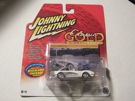 Johnny Lightning  2006   1958 Corvette  Classic Gold   New  Sealed - £11.40 GBP