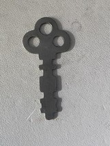 Vintage Eagle Lock Co Flat Skeleton Key - £7.47 GBP