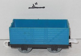 2006 Gullane Thomas & Friends Blue BOX Car Trackmaster Learning Curve TOMY - $9.41