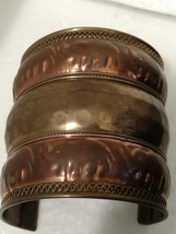 Vintage Brass and Copper Cuff Bracelet with Elephant Designs Made in India 1960&#39; - £50.61 GBP