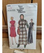 Vintage Very Easy Vogue Pattern 9656 Misses Pullover Dress Size 10 Compl... - €21,21 EUR