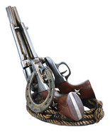 Country Western Cowboy Six Shooter Gun Pistols Horseshoe And Ropes Wine ... - $60.28 CAD