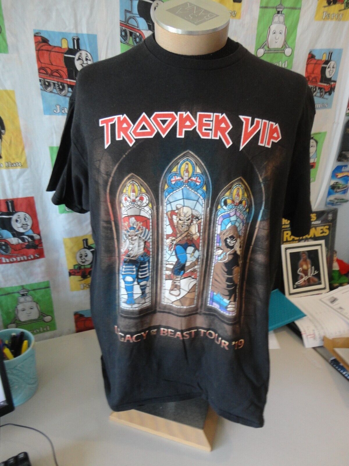 Primary image for Iron Maiden 2019 Legacy Of the Beast Tour Trooper VIP T Shirt XL