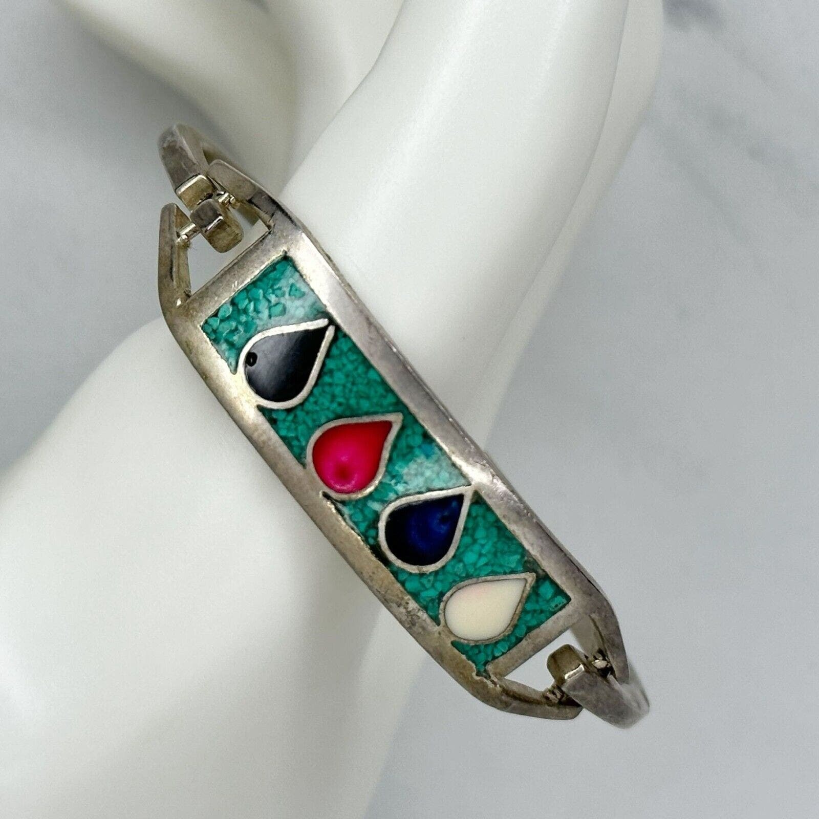 Primary image for Vintage Mexico Silver Tone Turquoise Chip Inlay Hinge Bangle Child's Bracelet