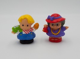 Fisher Price Little People Grandma Red Hat Eddie with Frog 2001/2002 05/... - $14.99