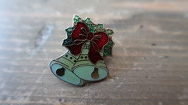 Vintage 1&quot; Enamel Christmas Jingle Bells Lapel Pin - £7.77 GBP