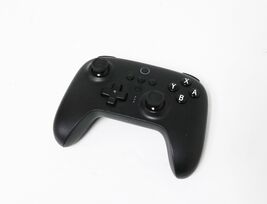 8BitDo RET00316 Ultimate Bluetooth Controller for Nintendo Switch Black image 2