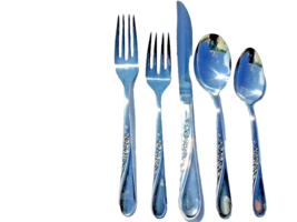 Silverplate Flatware Spring Flowers Wm Rogers Company 44 Pieces 8 Place Settings - £93.14 GBP