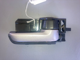 2007-2012 Suzuki SX4 Passenger Front Door Handle Interior Z2S - £7.10 GBP