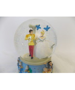 Disney Cinderella &amp; Prince Charming Musical Wedding Snowglobe  - $841.23 MXN