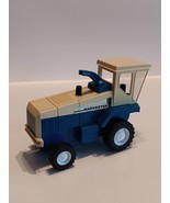 Harvester Tractor EM 399 Farm Equipment Plastic Pretend Toy Damaged Vtg.... - $177.27 MXN