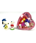 Vintage Snoopy PVC Figures Valentines Day Whitmans Chocolate Box Lot - $26.01 CAD
