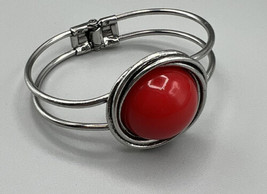 Bracelet Double Strand Silver Tone Bars Large Red Acrylic Stone Spring Cuff - £5.31 GBP