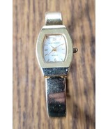 Ladies Gloria Vanderbilt Gold Tone White Dial Bracelet Analog Watch Unte... - £9.31 GBP