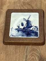 Vntg 5.5 X 6 Delft Holland Plate Blue White Windmill Tile Wall Hanging Trivet - £14.92 GBP
