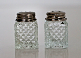 Hobnail Vintage Miniature Clear Glass Salt Pepper Shakers 1 in x 1.5 in Kitchen - £7.78 GBP