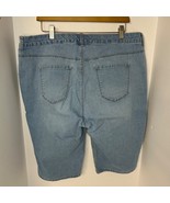 Gloria Vanderbilt Shorts Womens Size 16W Bermuda Shorts  36x14 Jean Denim - $350.90 MXN