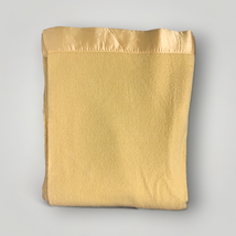 Vintage Yellow Wool Blanket Satin Trim Full Twin Size 71.5”x87.5” Camp Style - £42.48 GBP