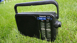 Panasonic RF2400 Portable Radio Am Fm W/ Ac Or Dc Operation Black - £19.75 GBP