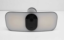 Arlo Pro 3 FB1001B Wireless Security Floodlight Camera - Black image 3