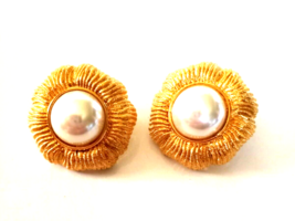Vintage Gold Color and Faux Pearl  NAPIER  1&quot; Pierced Earrings - £13.36 GBP