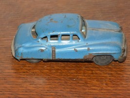 Vintage Tin Friction Blue Toy Car - €33,77 EUR