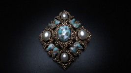 Vintage Sarah Coventry Gold Robins Egg Faux Pearl Brooch 7.3cm - £30.63 GBP