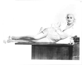 Mamie Van Doren 1950&#39;s pin-up in shorts lying on desk 8x10 inch photo - £9.44 GBP