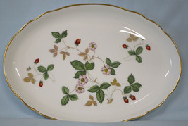 Wedgwood Wild Strawberry Oval Tray 9 1/2&quot; - £26.72 GBP