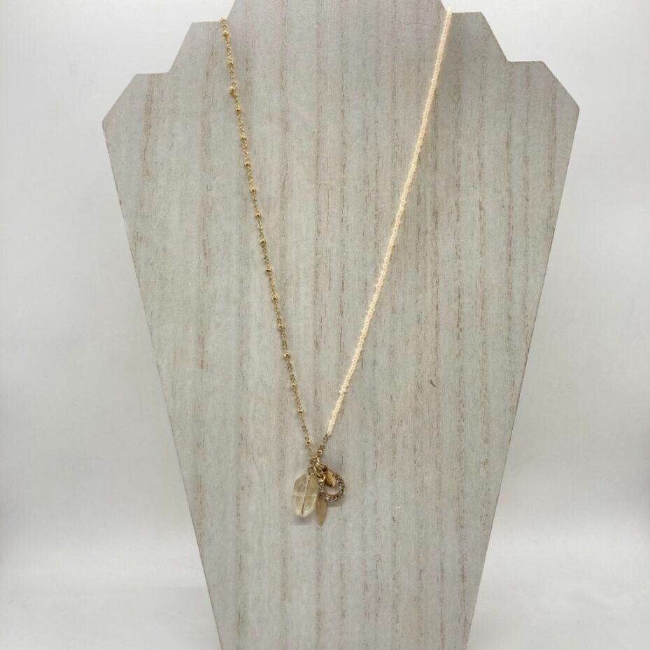 New Express Womens 28" Charm Necklace Split Chain Gold Tone Seed Bead Horseshoe - $7.91