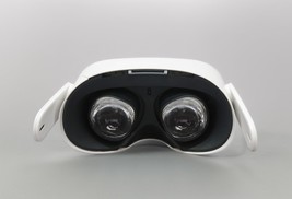 Meta Quest 2 128GB Advanced All-In-One VR Headset Only READ image 11