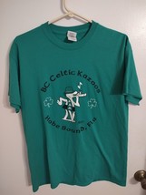 St Patrick&#39;s Day Keltic Green T-shirt Size Medium - £6.22 GBP