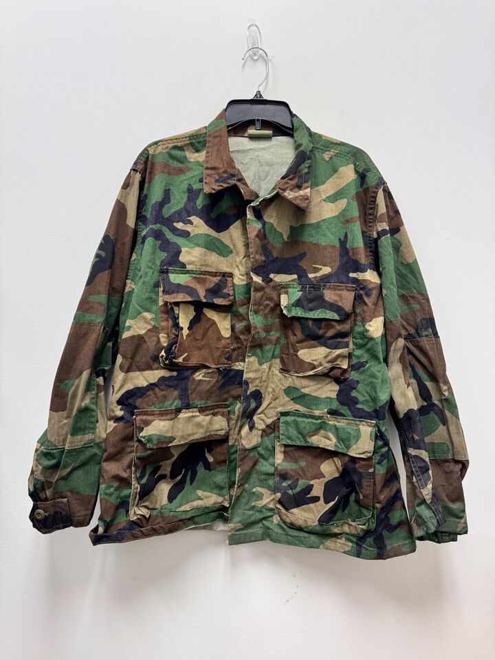 US MILITARY USGI COAT WOODLAND CAMO PATTERN COMBAT JACKET SHIRT - LARGE ... - $9.50