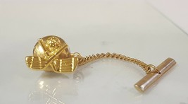 YELLOW GOLD TONE GOLF CLUBS AND BALL TIE TAC WITH SAFETY CHAIN - $4.99