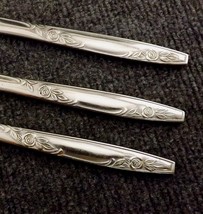 Imperial Rosemere Lot of 3 Stainless Dinner Knives  8 5/8" - $9.91