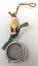 Santa Chef Christmas Ornament Strainer Colander Wood Vintage - £11.34 GBP