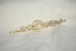 Vintage Signed MONET Ornate 3&quot; Bar Brooch Pin Faux Pearl Gold Tone - £10.24 GBP