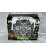 Lemax Spooky 45001 Town Dr. Stretch N Pull&#39;s Torture Factory Animated (2... - $2,964.58 MXN
